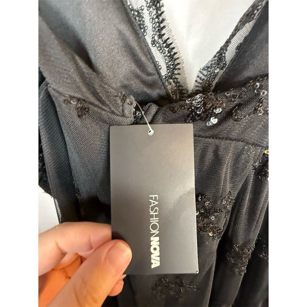 Womens Fashion Nova Formal Jumpsuit 1X Black Sequin Lace Overlay Maxi V-Neck - Picture 15 of 16